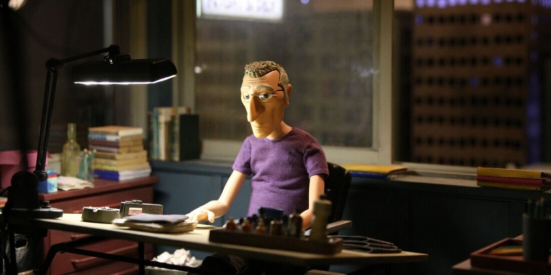 Exposição homenageia cartunista Angeli e cinema em stop motion