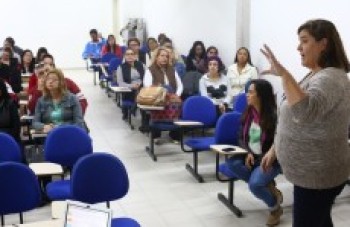 Professores participam de aula de conscientização