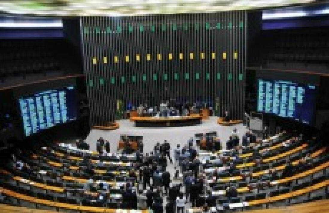 Relatório da reforma da aposentadoria é votado