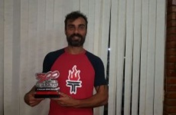 Ultramaratonista fica com o vice após percurso de 51 horas