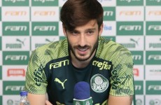 Viña comemora boa fase no Palmeiras