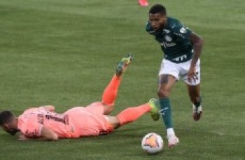 Palmeiras garante ida às oitavas com goleada