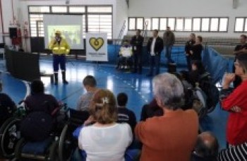 'Mogi pela Vida' faz palestra no Centro do Paradesporto