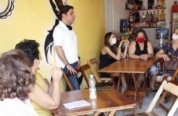 Candidatos têm primeiro dia de campanha em Suzano