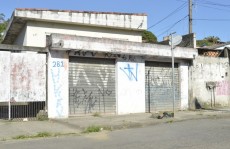 Jovem é mantida presa pelo pai durante 2 anos