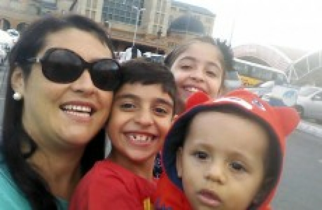 Filhos gerados no ventre e 'no coração' são a alegria da mãe