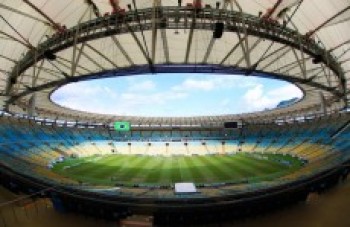 Brasil ainda discute a volta de torcedores