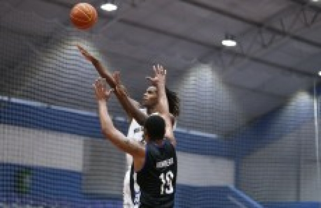 Pinheiros supera o Mogi Basquete durante jogo-treino em Guararema