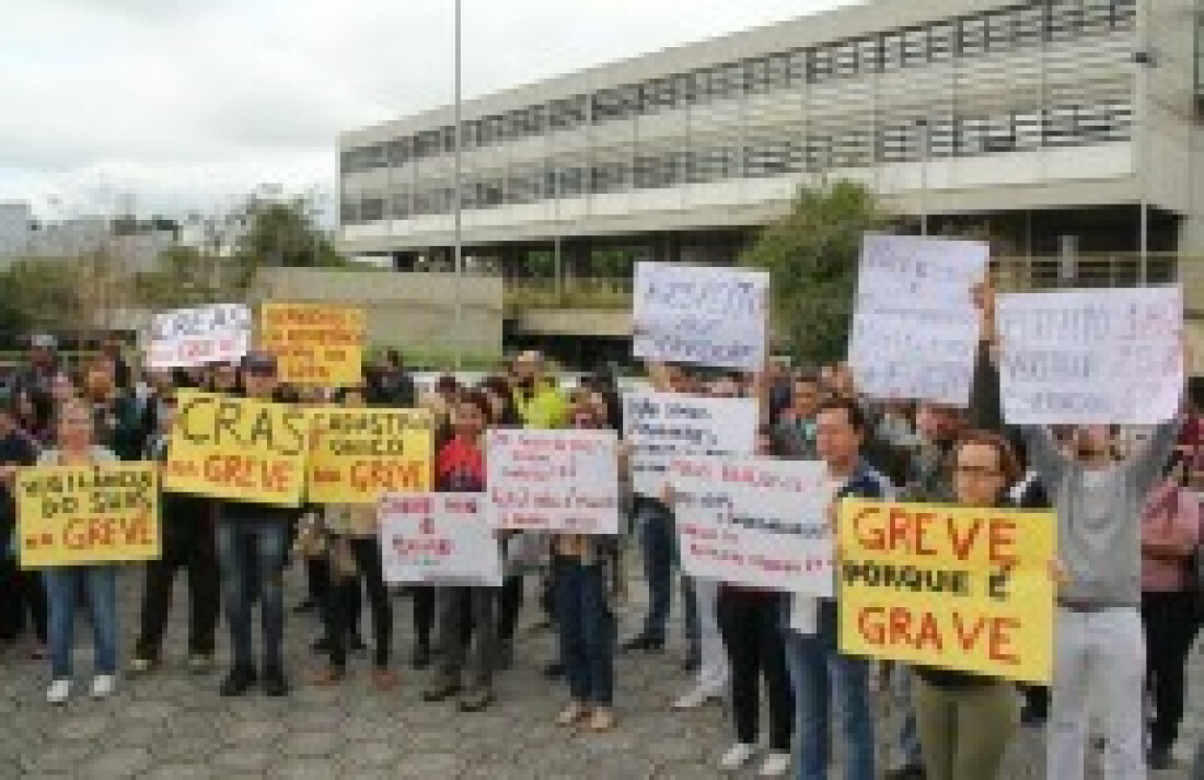 Servidores criticam Câmara após a aprovação de reajuste
