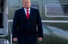 Trump defende ações contra coronavírus