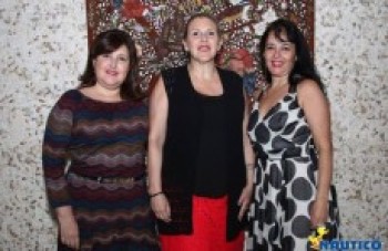 Baile contagia convidados do Clube Náutico