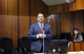 Vereador denuncia comércio ilegal de moradias e terrenos