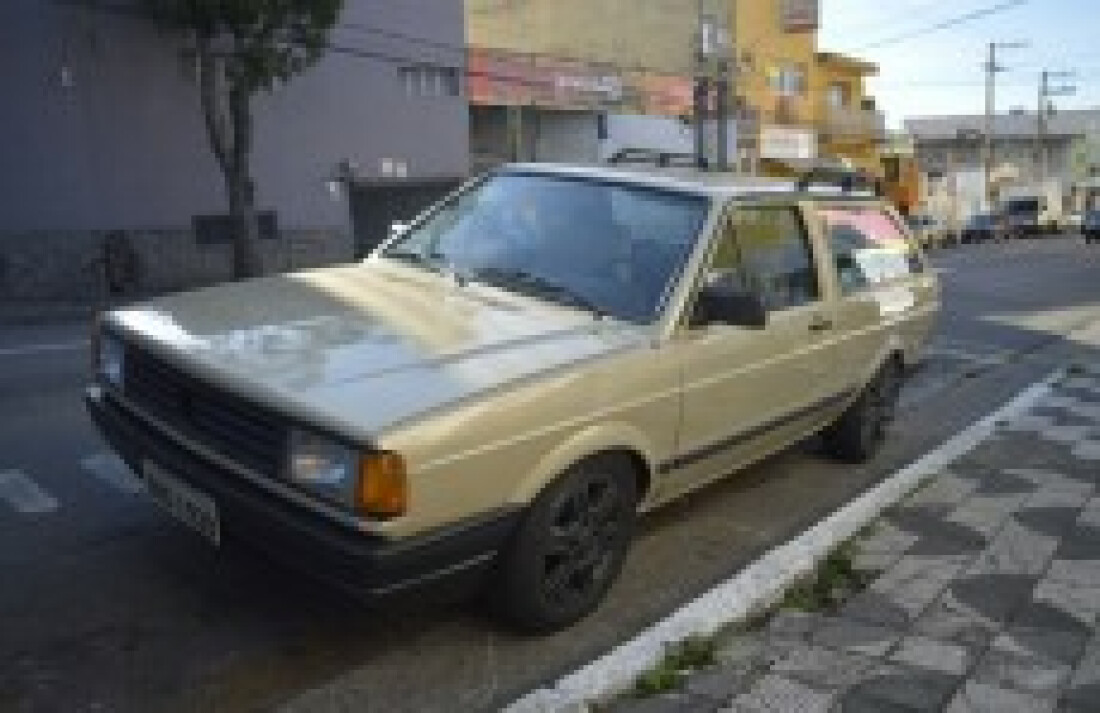 Polícia Militar recupera automóveis