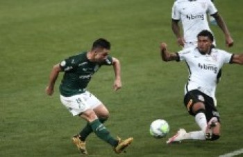 Palmeiras bate Corinthians por 2 a 0 e afunda rival na crise
