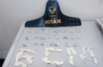 GCM apreende drogas em Itaquá