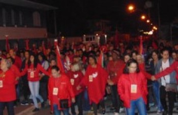 Alvorada leva 2 mil devotos às ruas de Mogi