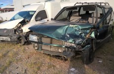 Bandidos batem carro após roubo