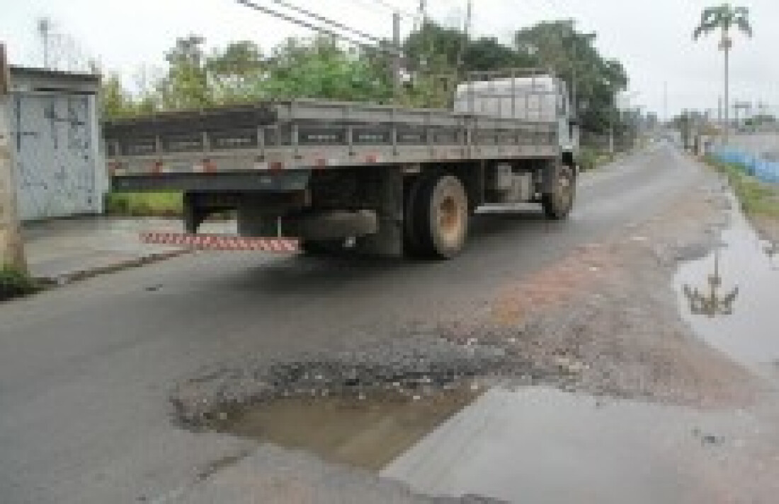 Sem manutenção, estrada Santa Mônica está intransitável: