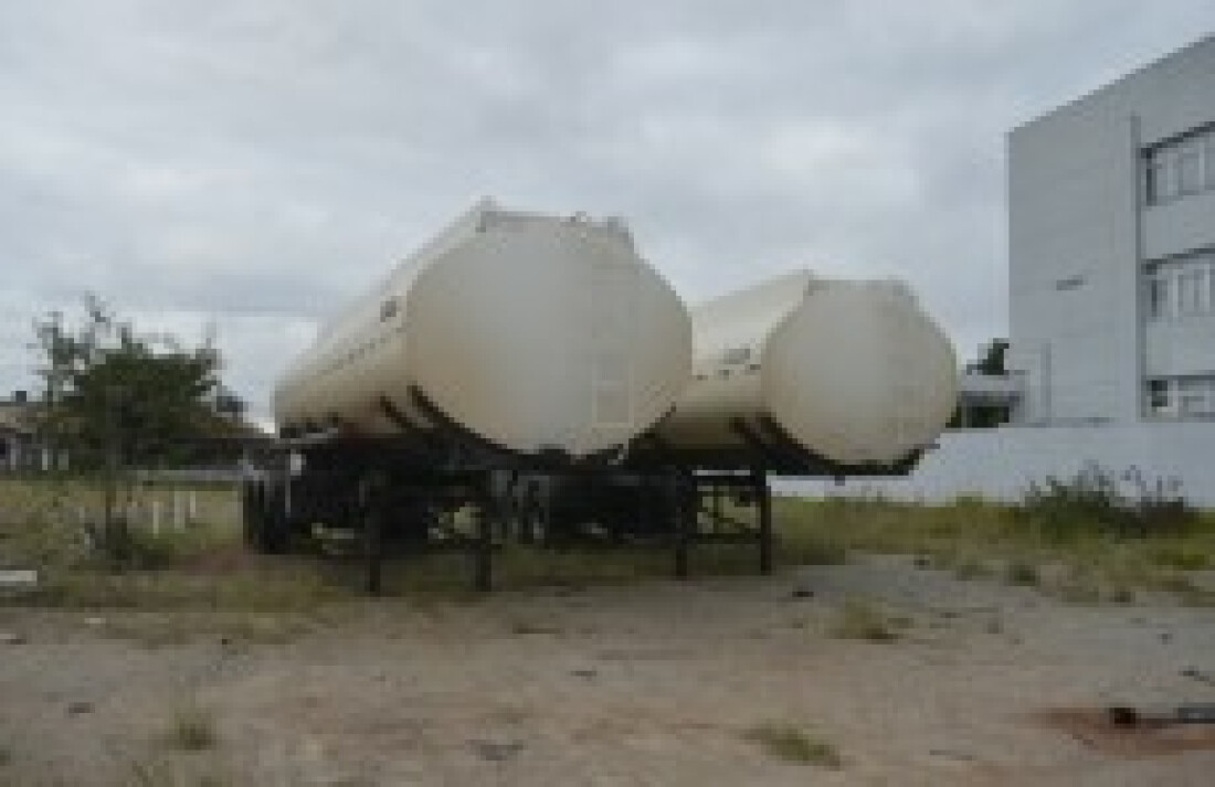carretas roubadas são localizadas: