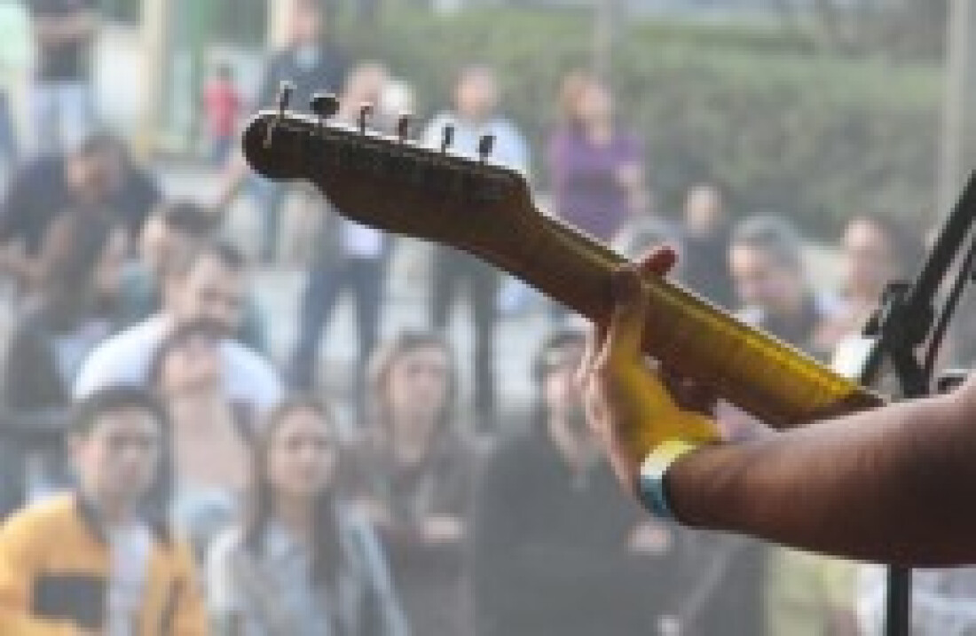 Artistas devem se cadastrar para receber o auxílio da lei