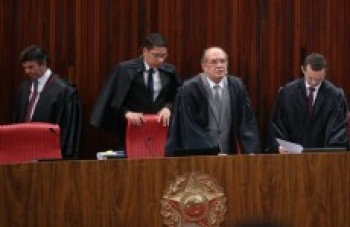 TSE rejeita questões da defesa da chapa Dilma/Temer em julgamento