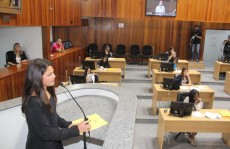 'Vereadores mirins' conhecem de perto o Legislativo de Mogi