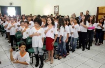 Proerd forma mil jovens em curso de prevenção de drogas