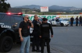 Operação da Civil em Itaquá fiscalizou 127 motos: