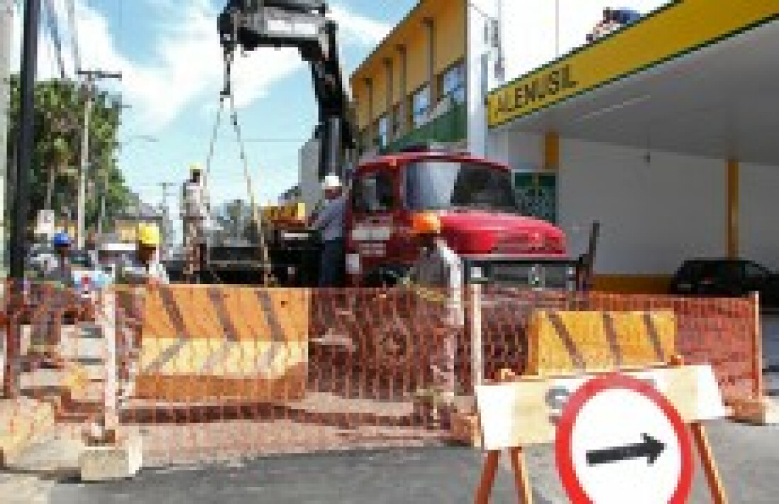 Motoristas precisam evitar a região central de Mogi