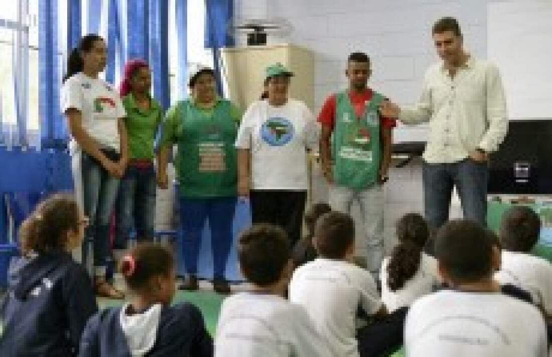 Poá realiza oficina de reciclagem