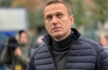 Alexei Navalny é hospitalizado por envenenamento, afirma porta-voz