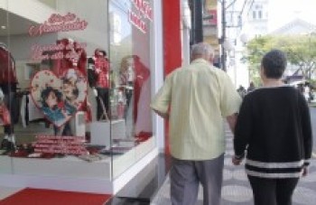 Data especial aquece as vendas na região