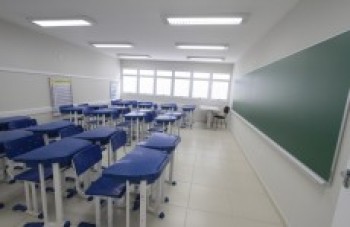 Funcionários da educação de Poá protestam hoje na Câmara