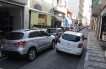 Prefeitura vai remover vagas de estacionamento no centro