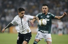 Palmeiras e Corinthians fazem final com tira-teima histórico