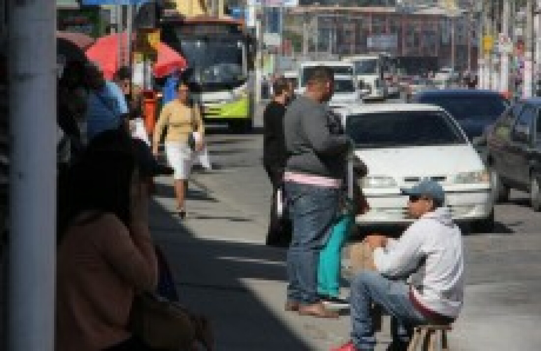 Veículos realizam transporte clandestino de passageiros