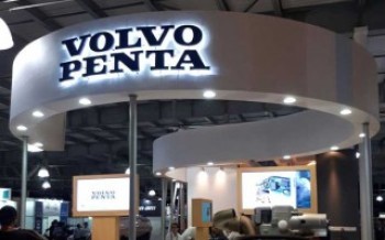 Volvo lança V8 380 e V8 430 a gasolina