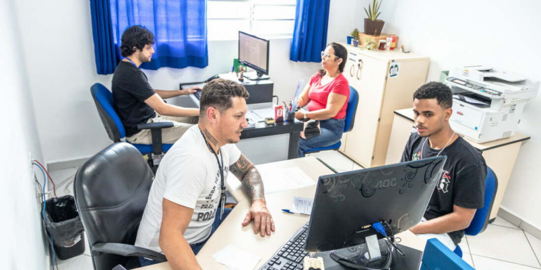 Ação Fique em Dia oferece serviços