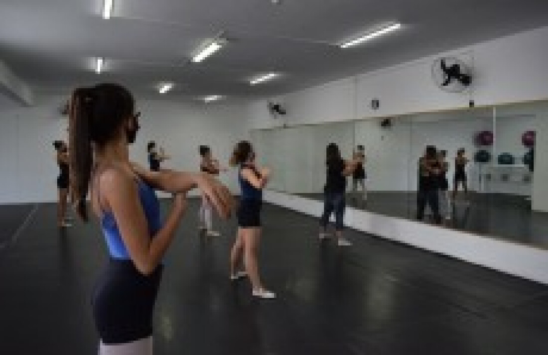 Quarenta escolas informam novo horários das atividades