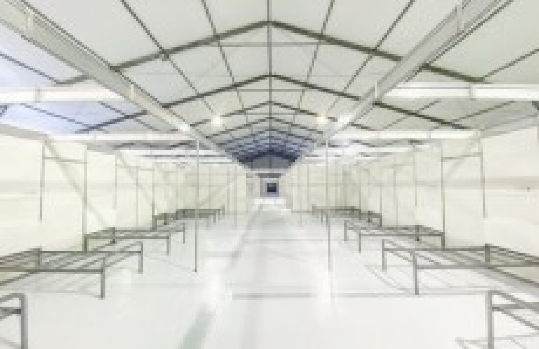 Empresa faz doação à Campanha do Agasalho