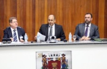 Vereadores estudam realizar consulta sobre área do Sesc