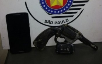 Acusado de assaltar pedestre é apreendido