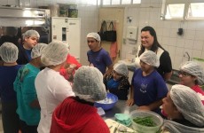 Programa ensina gastronomia aos alunos da Apae de Mogi