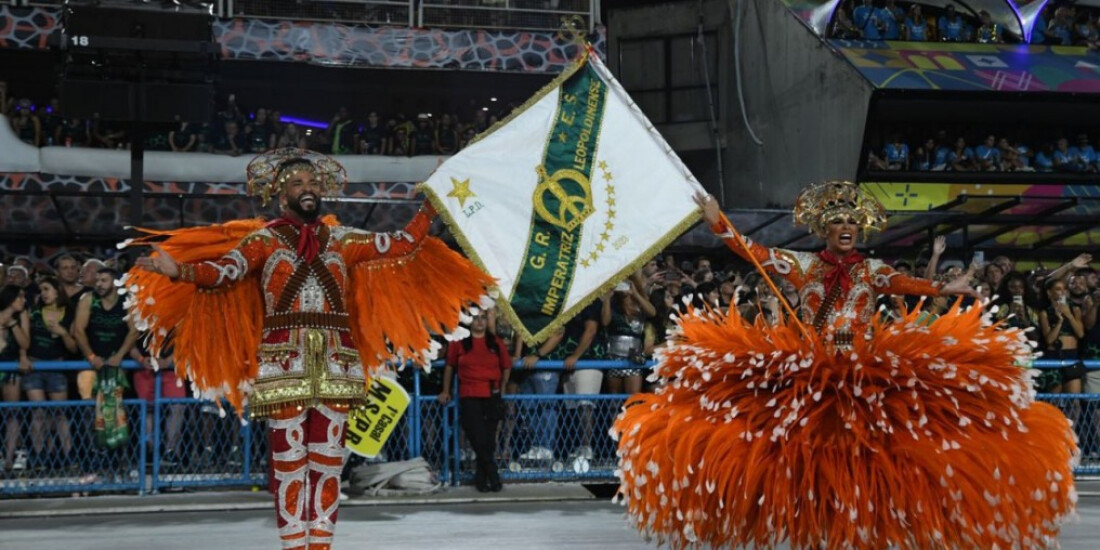 Especialistas criticam ausência de negros no júri das escolas de samba