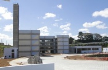 Obra de construção da Fatec de Ferraz está 90% concluída