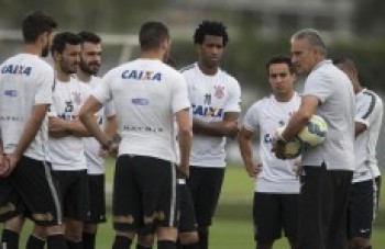 Santos aposta na Vila para superar Corinthians