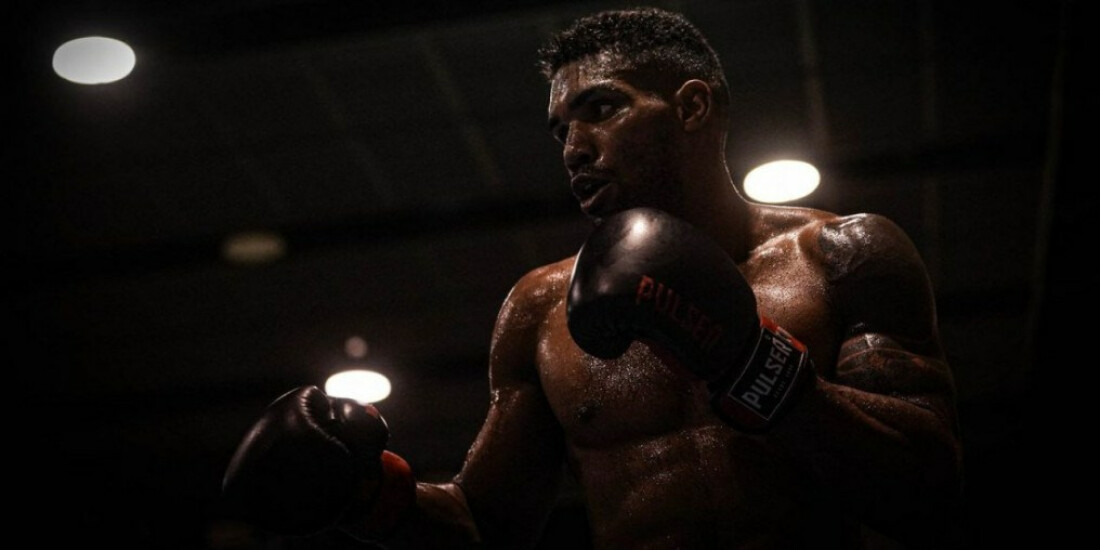 Abner Teixeira garante 1ª medalha do Brasil no Torneio de Strandja