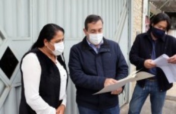 Prefeitura entrega 51 títulos na Vila Municipal e Vila Cléo