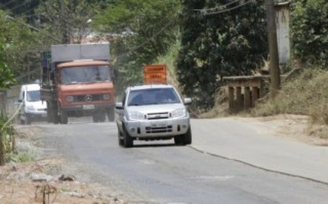 Servidor sofre atentado em estrada de Suzano
