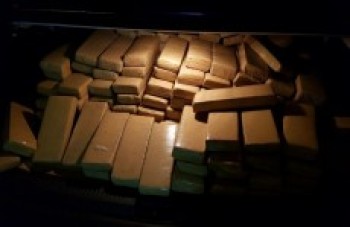 PRF apreende 261 kg de maconha em Arujá